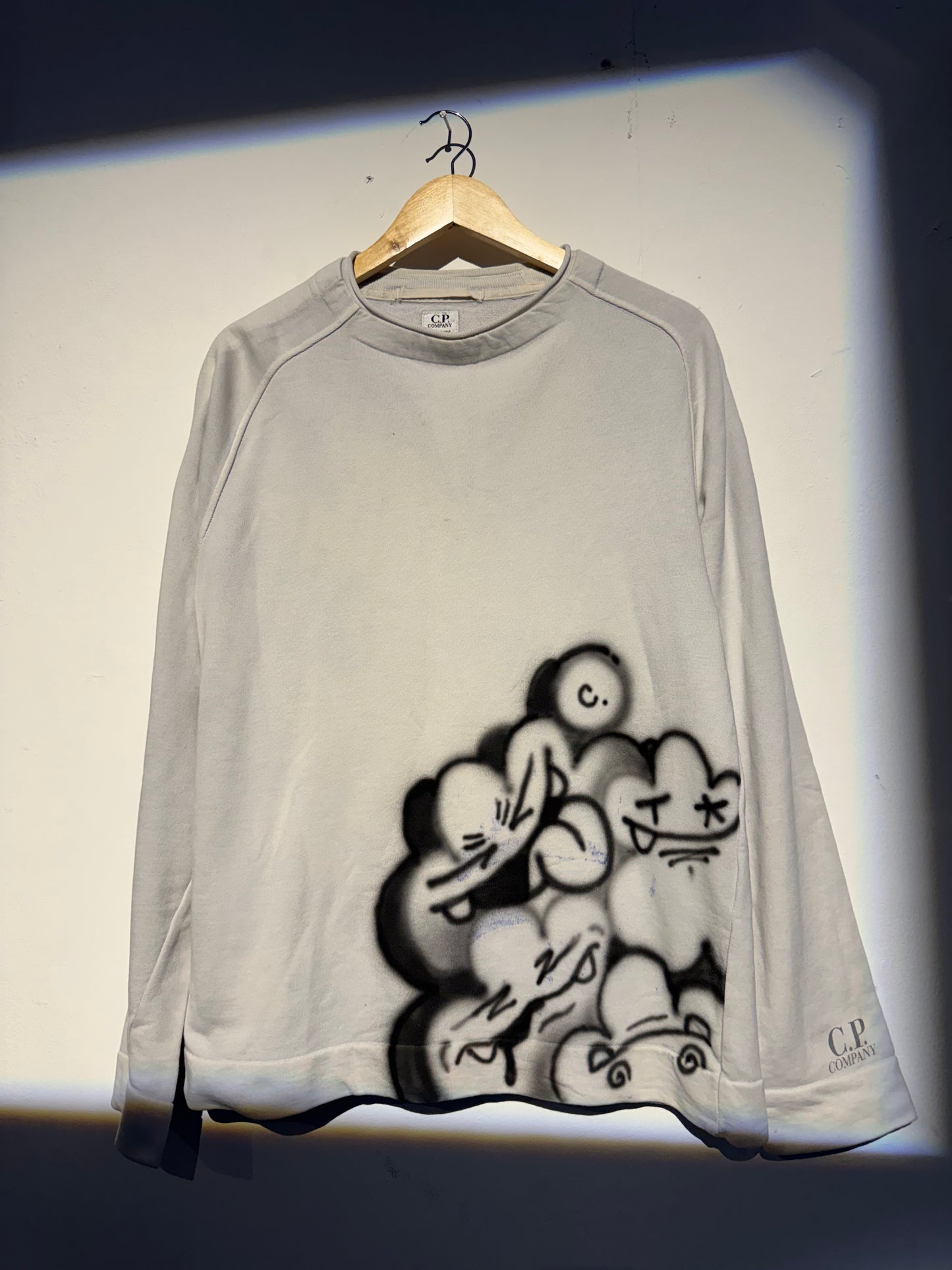 CP SWEATSHIRT