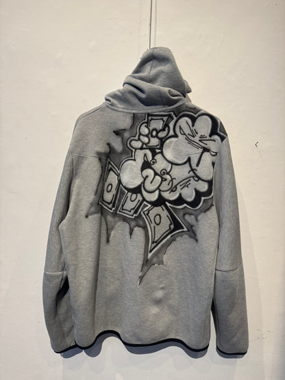 TECH HOODIE