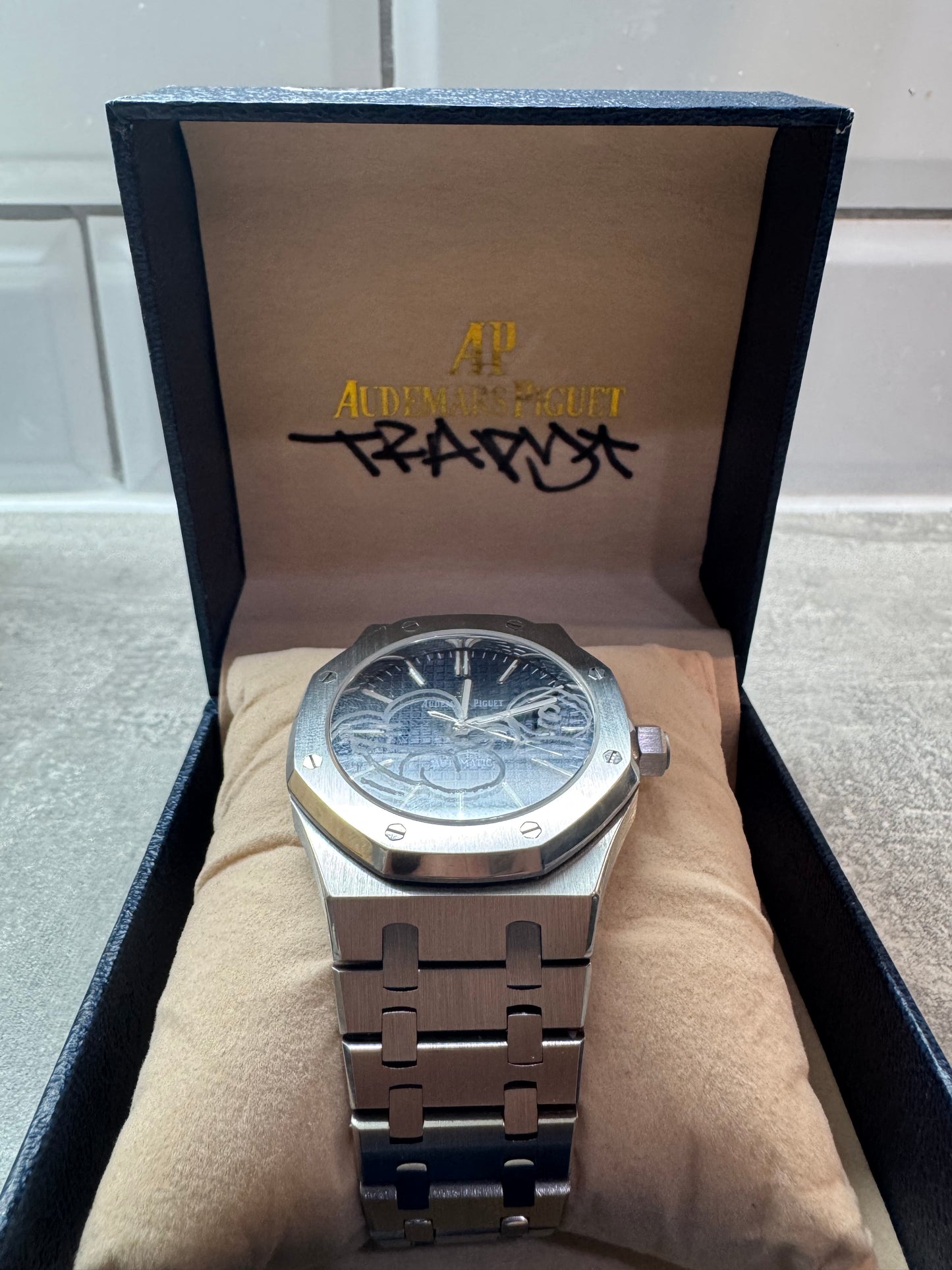 BLUE FACE AP