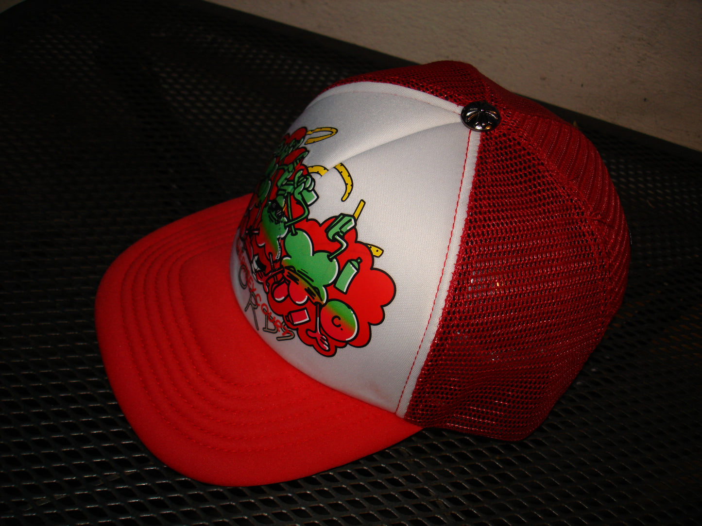 CHROME RED TRUCKER