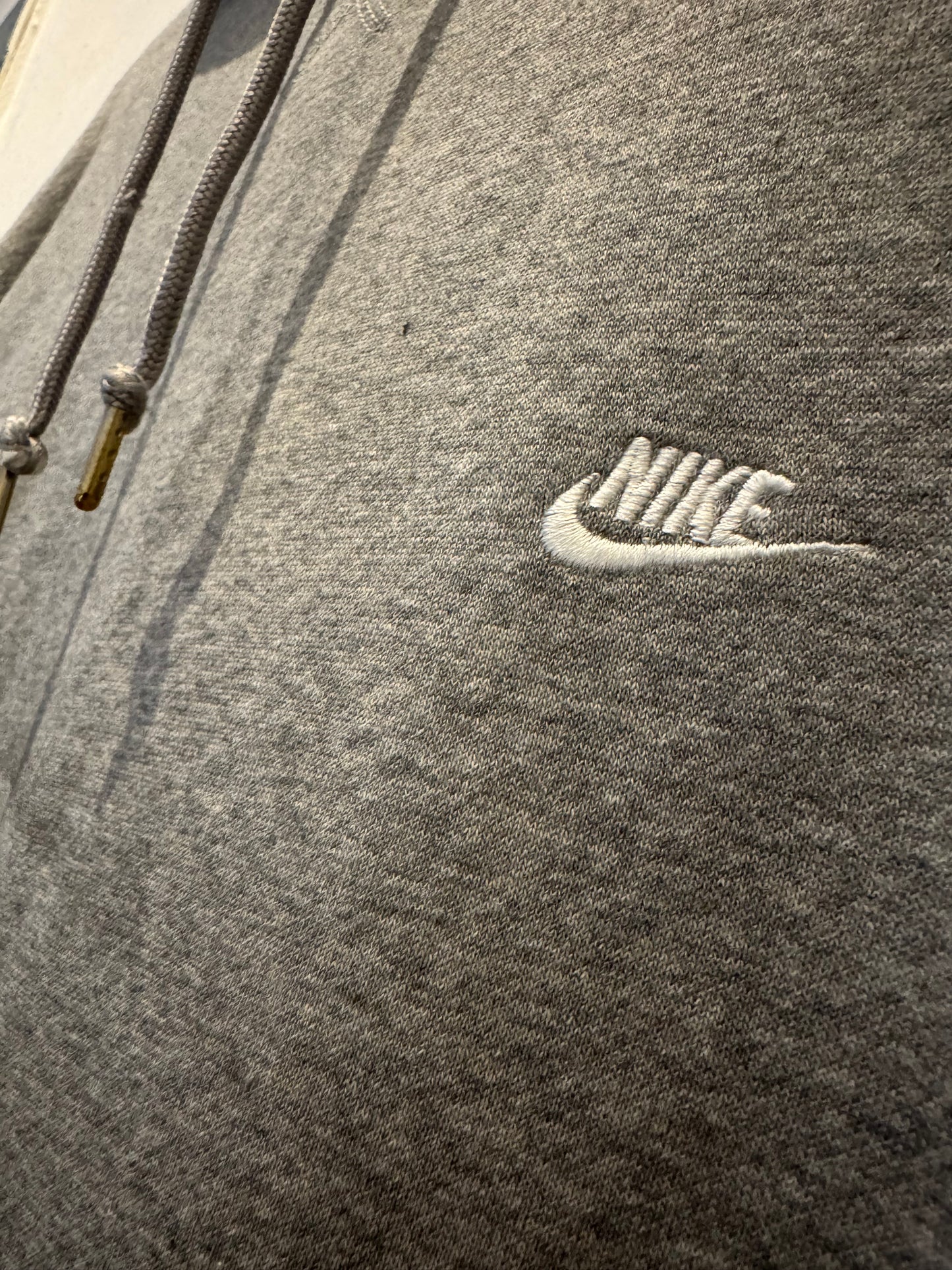 ✔️ HOODY